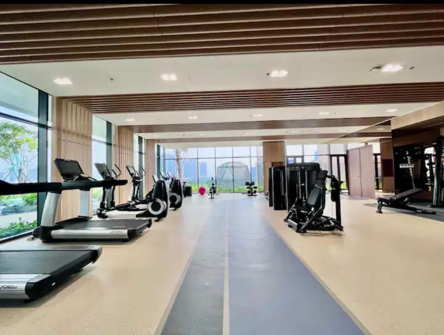 The Metropole -Complex "Opera, Crest, Galleria " -Free Pool-Gym-Sauna Room-Yoga Room Ho Chi Minh-byen Eksteriør bilde