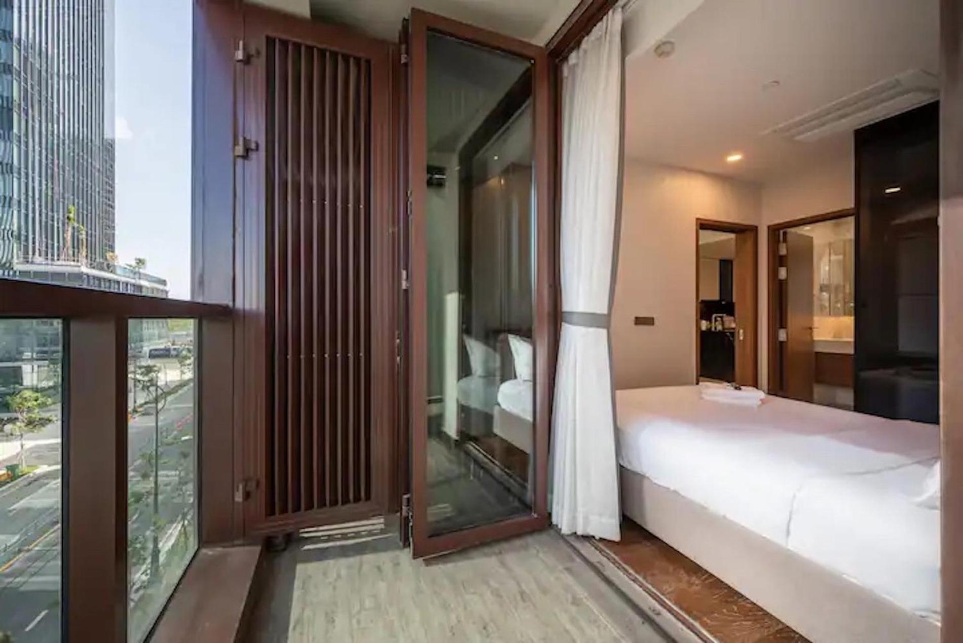 The Metropole -Complex "Opera, Crest, Galleria " -Free Pool-Gym-Sauna Room-Yoga Room Ho Chi Minh-byen Eksteriør bilde
