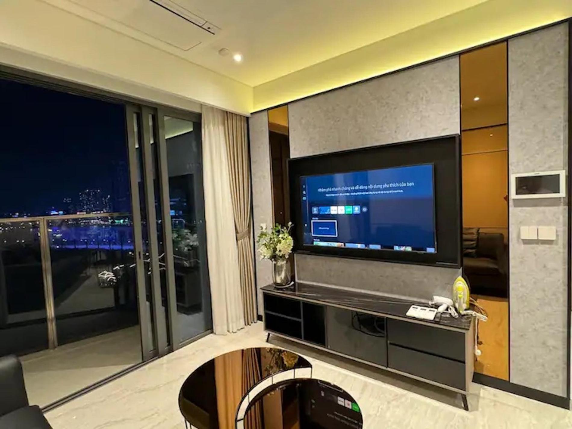 The Metropole -Complex "Opera, Crest, Galleria " -Free Pool-Gym-Sauna Room-Yoga Room Ho Chi Minh-byen Eksteriør bilde